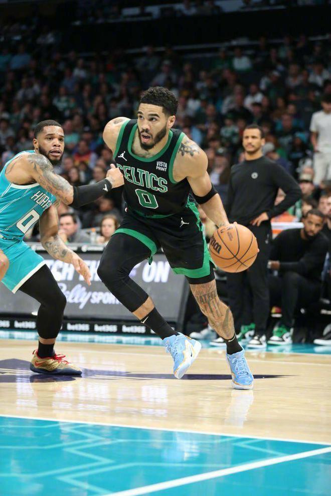 塔图姆中超第17轮MV再成焦点(nba塔图姆集锦2024最新版本)